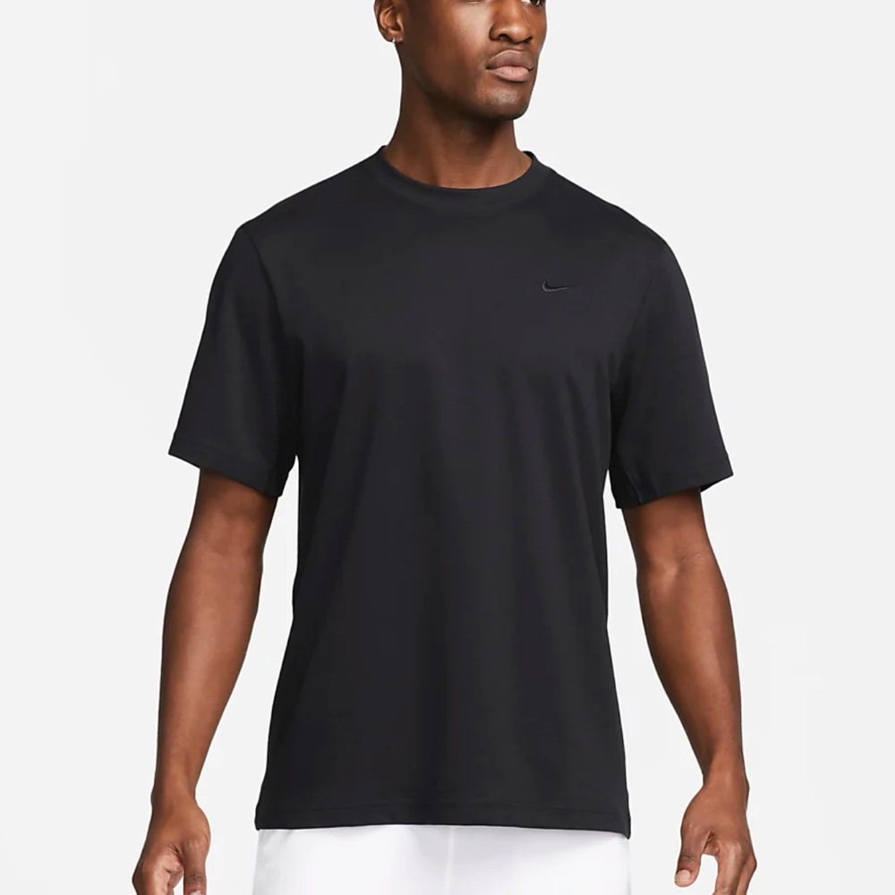Nike Black Short Sleeve Tee